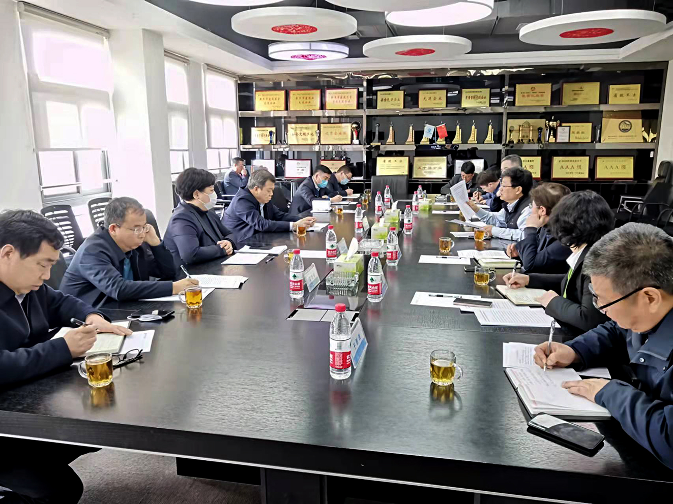新乡市人大副主任、高新区党工委书记翟洪凯到华体会（中国）绿色装配集团调研